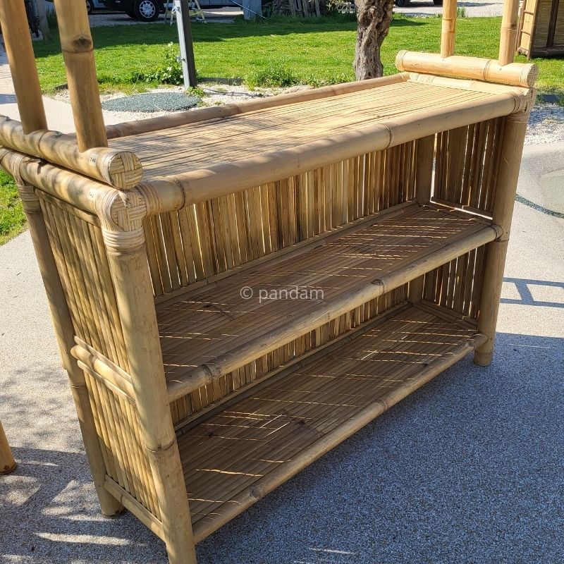 Bar in bambù chiaro