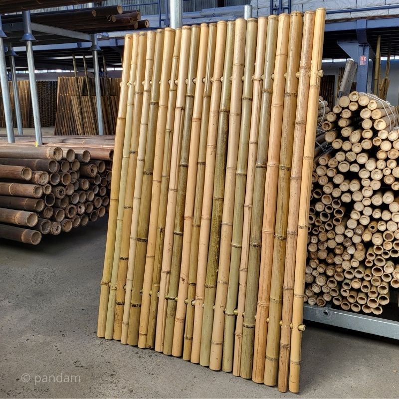 Pannello in bambù naturale con sfumature di colore